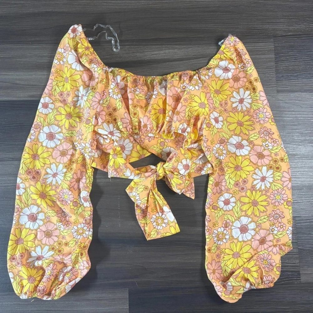 Floral Tie-Front Crop Top in Yellow and Pink - Picture 3 of 3
